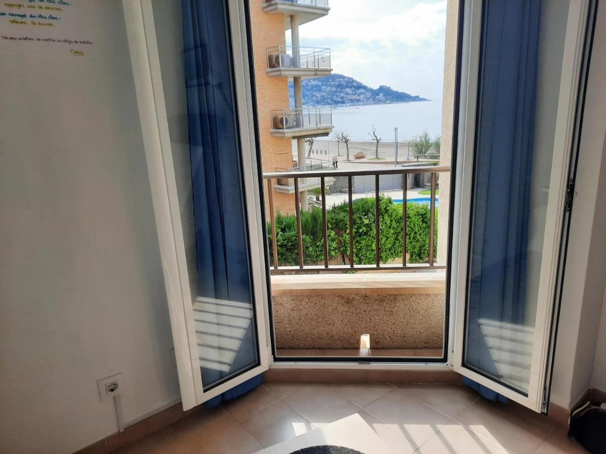 Castell Joncar,30 M De La Playa, 1Era Linea De Mar, Vista Al Mar Daire Roses Dış mekan fotoğraf